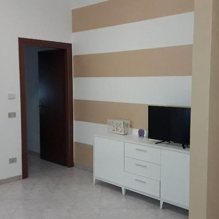 Marilyn House Apartment Desenzano del Garda Exterior foto